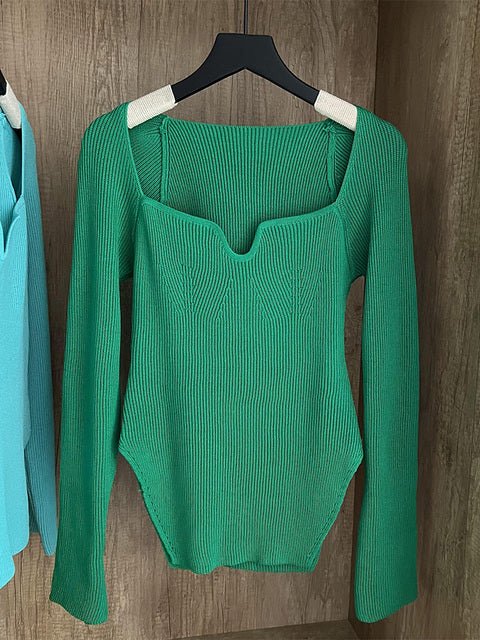 Woman's Long Sleeve Knitted Pullover - Fashion